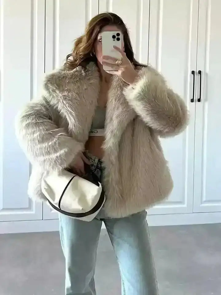 Casaco Sabrina com Textura Felpuda